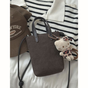 Autumn Deerskin Velvet Hand Holding Bucket Bag Womens 2024 New Arrival Trendy Retro Small Tote Bag Multi-Functional Messenger Bag