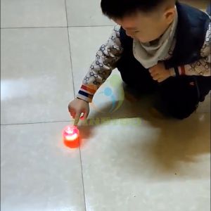 Con quay phát sáng nhiều màu sắc cho bé - Binbibo