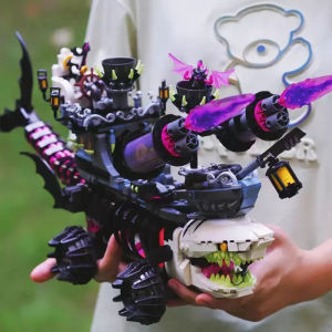 Fantasy Series Nightmare Shark Boat Building Blocks และบล็อกตัวละครของเล่นคริสต์มาสของขวัญปริศนา