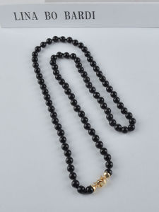 Black Agate Stone Necklace Women Luxury Vintage Versatile High-End Feel Medium-Length Sweater Chain Accessory Bloggers Love