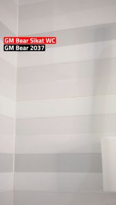 GM Bear Sikat Toilet Dispenser Sabun 2037 - Toilet Brush with Soap Dispenser
