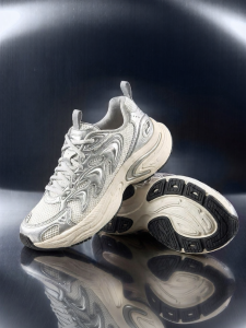 Li-Ning | Giày Thể Thao Nữ Đế Dày Kiểu Cổ Điển