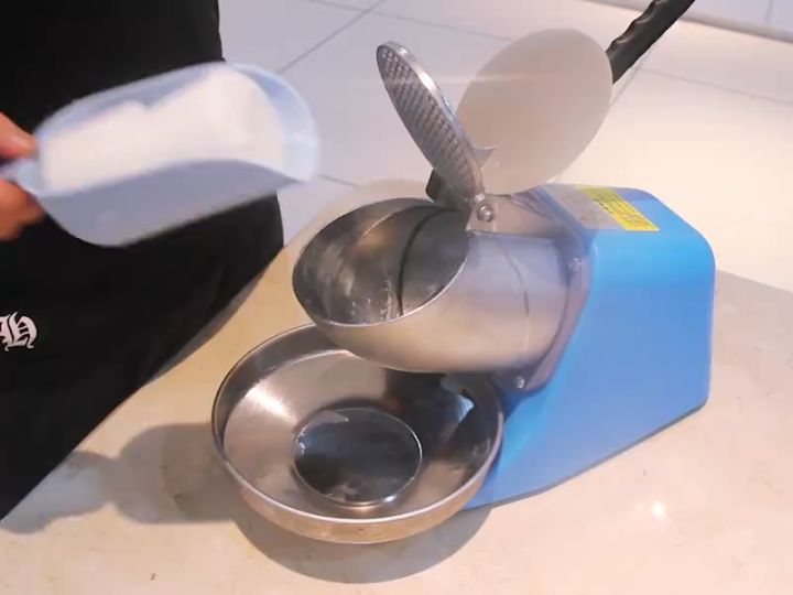 220V Electric Ice Crusher for Halo Halo 6 Blades Ice Crushers Machine Heavy Duty 95kg/Hr Ice