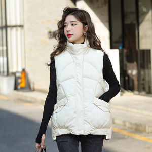 เสื้อกั๊กขนเป็ดแฟชั่นสำหรับผู้หญิง อบอุ่นและเบา ทรงหลวม แขนกุด สำหรับใส่ไปทำงานในฤดูหนาว 2025 เสื้อกั๊กขนเป็ดสำหรับผู้หญิง