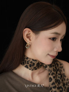 French Vintage Minimalist Geometric Leopard Print 925 Silver Earrings Metal Clip-On Earrings Fashion Jewelry for Women