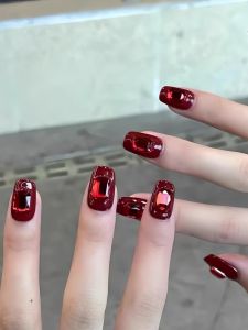 Handmade Nail Art Wearable Short Nails Red Gemstone Wedding New Year 2024 Elegant Bride Nails Gentle Color Chinese Made