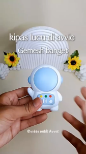 Avvic Kipas Angin Karakter Spaceman Mini Portable Fan Astronaut Cute Fan