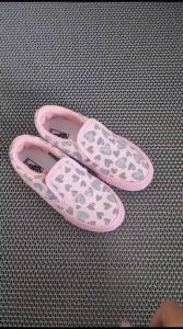 Sepatu Sneakers Slip On Anak Perempuan Model Love Pink Size Baby & Kids Usia 0-9 Tahun