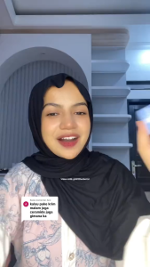 SR12 DNA Salmon Bar Soap Day & Night Cream 12gr Pembersih dan Pelembab Wajah