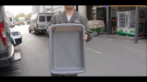 Thickened PE material dining car basin large capacity food storage container durable and easy to clean basin