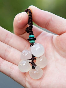 Elegant Automobile Keychain Couple Personalized Simple Creative Gift Jade Jewelry Car Key Holder for Men And Women