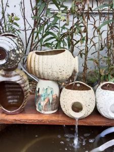 Rustic Terracotta Flower Pot for Succulent Plants Classic Style Garden Or Desktop Decorative Ceramic Vase with Running Water Design