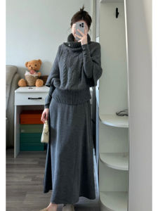 YUEZHONGWEI | Gray Turtleneck Cable Knit Poncho Sweater