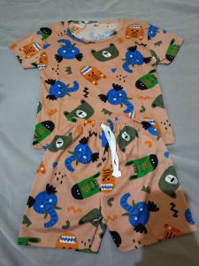Setelan anak laki laki
