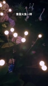 ไฟปักสนาม กันน้ำ สีวอร์มไวท์ ไฟตกแต่งสวน โซลาเซลล์