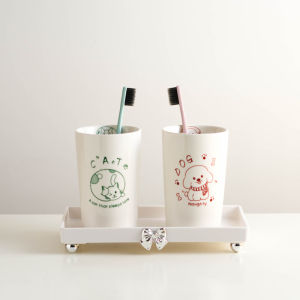Cute Ceramic Toothbrush Cup Set for Family Use Cartoon Couple Toothbrush Cups One Pair of Toothpaste Glasses Home Oral Care