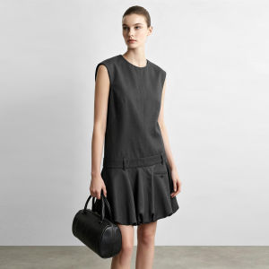 AMII | Flower-Bud Hem Sleeveless Low-Waist Dress