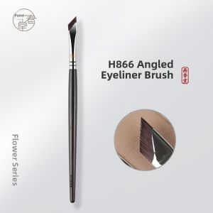 HUACHUNTANG | Angular Eyeliner Detail Brush