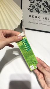 Tinh Chất Garnier Dưỡng Sáng Da Mờ Thâm Vitamin C 30X Booster Serum 30ml Pháp