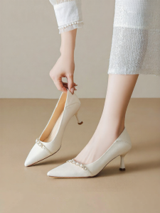 Josiny | French Style Pointed Toe Pumps