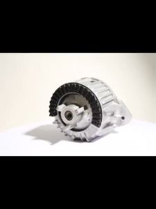 Mercedes-Benz M274 เครื่องมือ W204/W212 รุ่น E260 รองแท่น 240 71 17/20 72400517 ยางแท่น เครื่องคุณภาพเยอรมัน