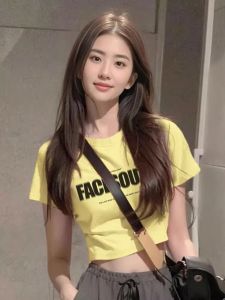 Áo Thun Nữ Tay Ngắn in Chữ Màu Vàng Tươi Dáng Ôm Vừa Vặn Mùa Hè Mới Ngọt Ngào Cay Nồng Thời Trang Cổ Tròn