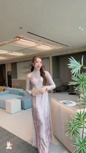 Áo dài nữ truyền thống Duyên Nhã dáng ôm vải gấm cổ cao tay ôm dài thanh lịch - Áo dài Ngọc Mai