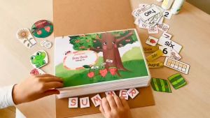 Bộ học liệu montessori Mùa hè bận rộn - Đồ chơi giáo dục sớm giáo cụ mầm non