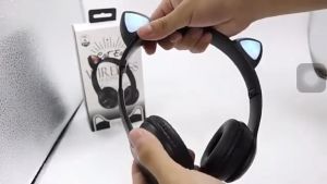 LED Light Cat Ear Bluetooth Headphone Cute RGB Lights Wireless Headset Adjustable Headband Rechargeable Stereo Music Gaming Earphone with Mic
