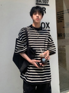 T-Shirt American Street Black White Stripes Short Sleeve