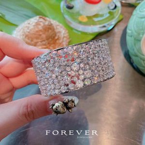 Luxurious Rhinestone Bracelet Super Fairy Wedding Ring Full Diamond Womens Versatile Bride Marriage Hand Jewelry Alloy Plated Silver Gold