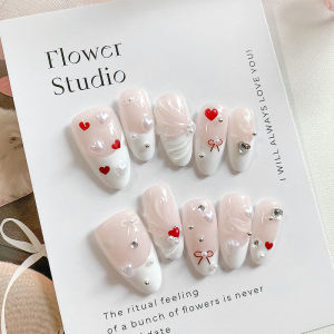 เล็บปลอมรูปทรงอัลมอนด์ทำมือ 10 ชิ้น สวยงาม เรียบง่าย สีชมพูและสีขาวรูปหัวใจ เหมาะสำหรับผู้หญิง