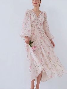 Đầm thiêt kế đính đá -VH101