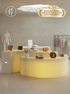 SHIBAZHI | Illuminating Long Display Rack