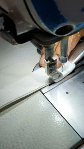 ซองเย็บสายกระเป๋าผ้าลดโลกร้อน กุ๊นสายกระเป๋าผ้าสำหรับจักรเย็บอุตสาหกรรมเข็มเดี่ยว ซองกุ้น