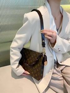 JINGQIAN | Multi-way Carry Toiletry Bag
