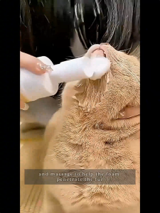 FUREVER365 | Black Chin & Tail Remover | Cat Dog Acne Treatment Cleanser & Deep Cleaning Care 120ml