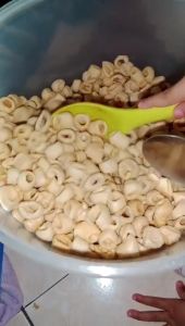 CEMILAN SNACK makaroni ring makaroni pipa cincin original pedas gurih