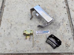 dudukan jok c70 set engsel dan kunci jok honda c 70 bahan tebal detail ori original penahan jok jog c70 pitung upluk set pir kunci jog dan engsel jog pangkon pankon jok jog c70 set kuncian jok dan engsel jog prima grand astrea 800 pangkon jok motor c70