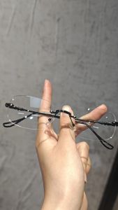 3in1 Photochromic reading glass Anti Radiation Eyeglass Rimless Eyeglass for Women and Men with Free Case and Wipper