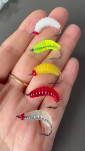 MrLurion 10 Chiếc Giun Đất Softbait Lure 2Cm Cho Cá Hồi Cá Hồi Bass Câu Cá Côn Trùng Mồi Có Móc Câu Hộp Gói