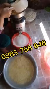 Máy vắt đậu nành làm tàu hũ tách bã đơn giản nhanh gọn 1100W