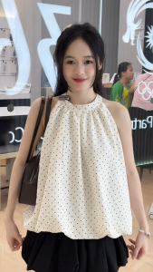 Áo thun nữ WOMAN BASIC kiểu yếm chất liệu vải cotton mềm mịn thoáng mát Áo ba lỗ nữ 2 lớp cổ yếm bo dáng bí dễ phối mặc nhà đi dạo đi chơi AY06