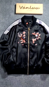 Áo khoác bomber thêuáo bomber thêu 2 lớp cho nam nữ