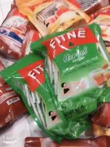 𝐓𝐫𝐚̀ túi lọc thanh nhiệt Fitne Herbal- 𝐓𝐡𝐚́𝐢 𝐥𝐚𝐧 (Bịch 30-40 túi)- chính hãng