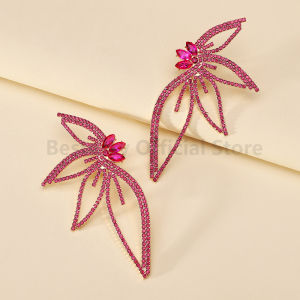 Fashion Design Flowers Wings Shape Exaggerated Stud Earrings For Women Europe America Popular Luxury Elegant Jewelry Accessories