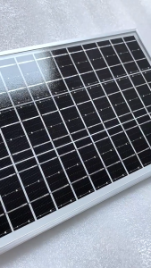 แผงโซลาร์เซลล์ monocrystalline solar cell 18V 6W/10W/15W/20W/30W