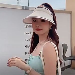 ใหม่สินค้าพร้อมส่ง หมวกกีฬา หมวกกันแดดผู้หญิง หมวกปีกกว้าง ป้องกันแสงยูวี แฟชั่นฤดูร้อน