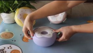 Kotak Makan Bento Lunch Box Permen Bentuk Permen & Donat 1000ml