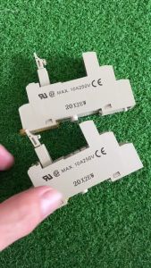 Đế cắm rơ le P2RF-05-E Omron 5 chân dùng cho G2R-1-S G2R-1-SN G2R-1-SND (S)